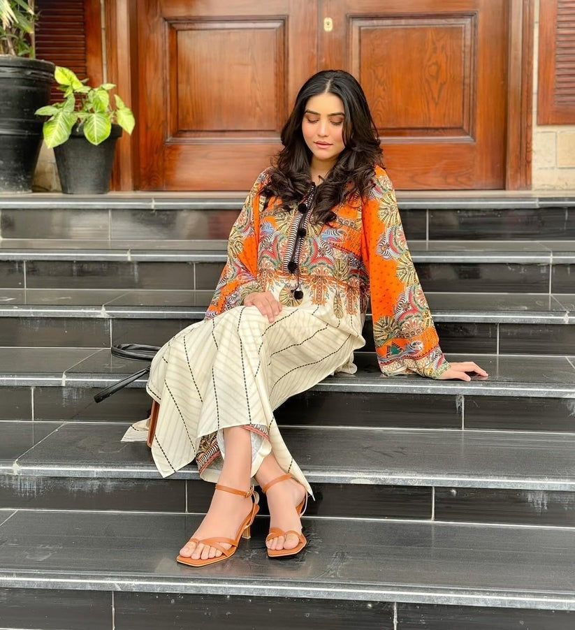 Hira Co-Ord 2-Piece Stitched Suit